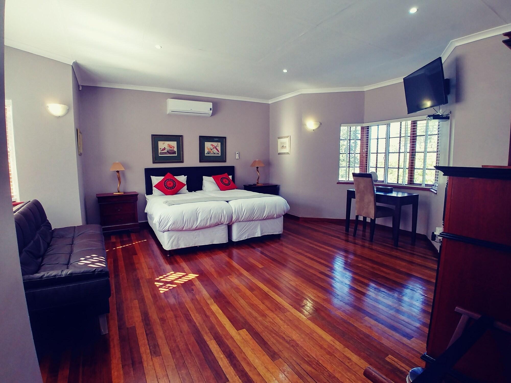 Winelands Villa Pensión y Cottages Somerset West Exterior foto