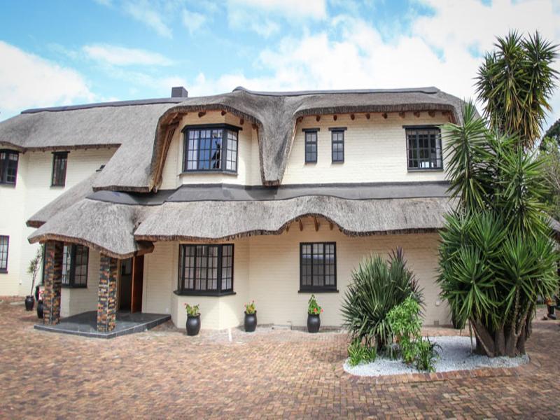 Winelands Villa Pensión y Cottages Somerset West Exterior foto