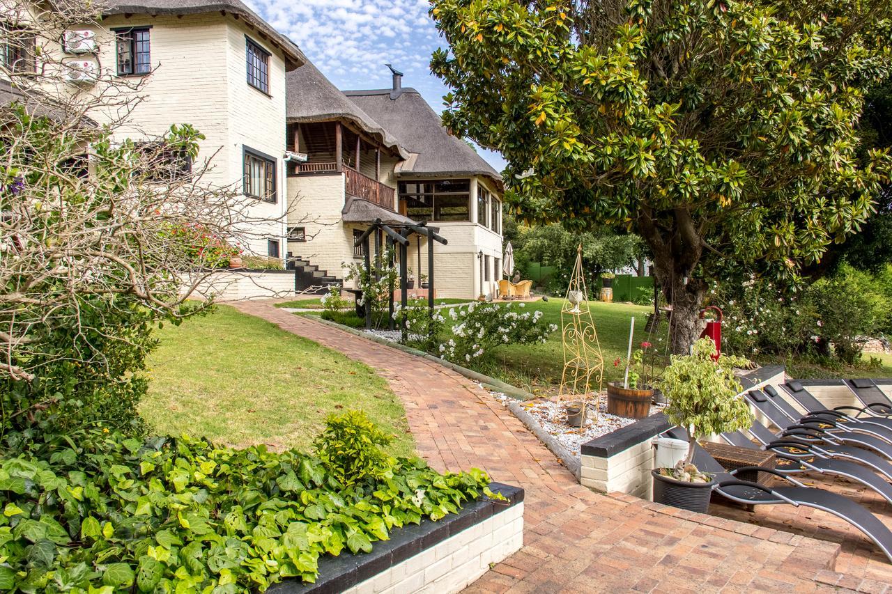 Winelands Villa Pensión y Cottages Somerset West Exterior foto